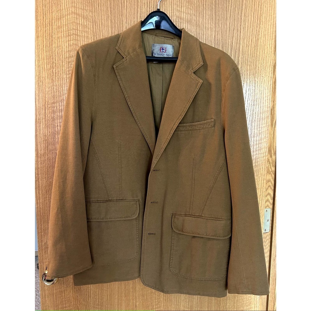 The Territory Ahead Tan three button Sports coat, size M, EUC